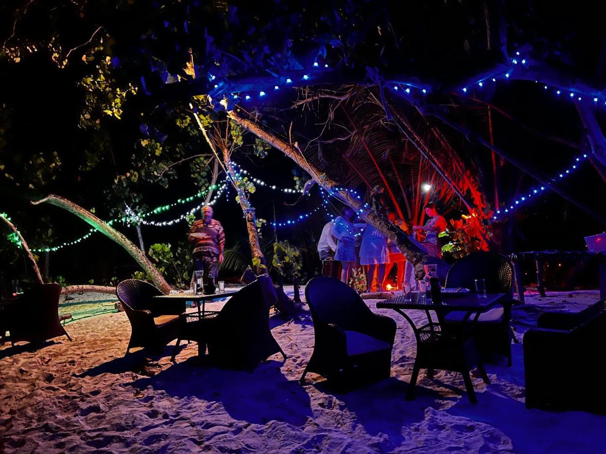 Hotel White Tern Maldives Maamigili Exteriér fotografie